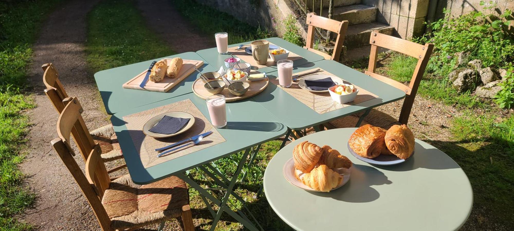 Le Manoir Du Moulin De Madame Bed and Breakfast Villeneuve-sur-Lot Buitenkant foto