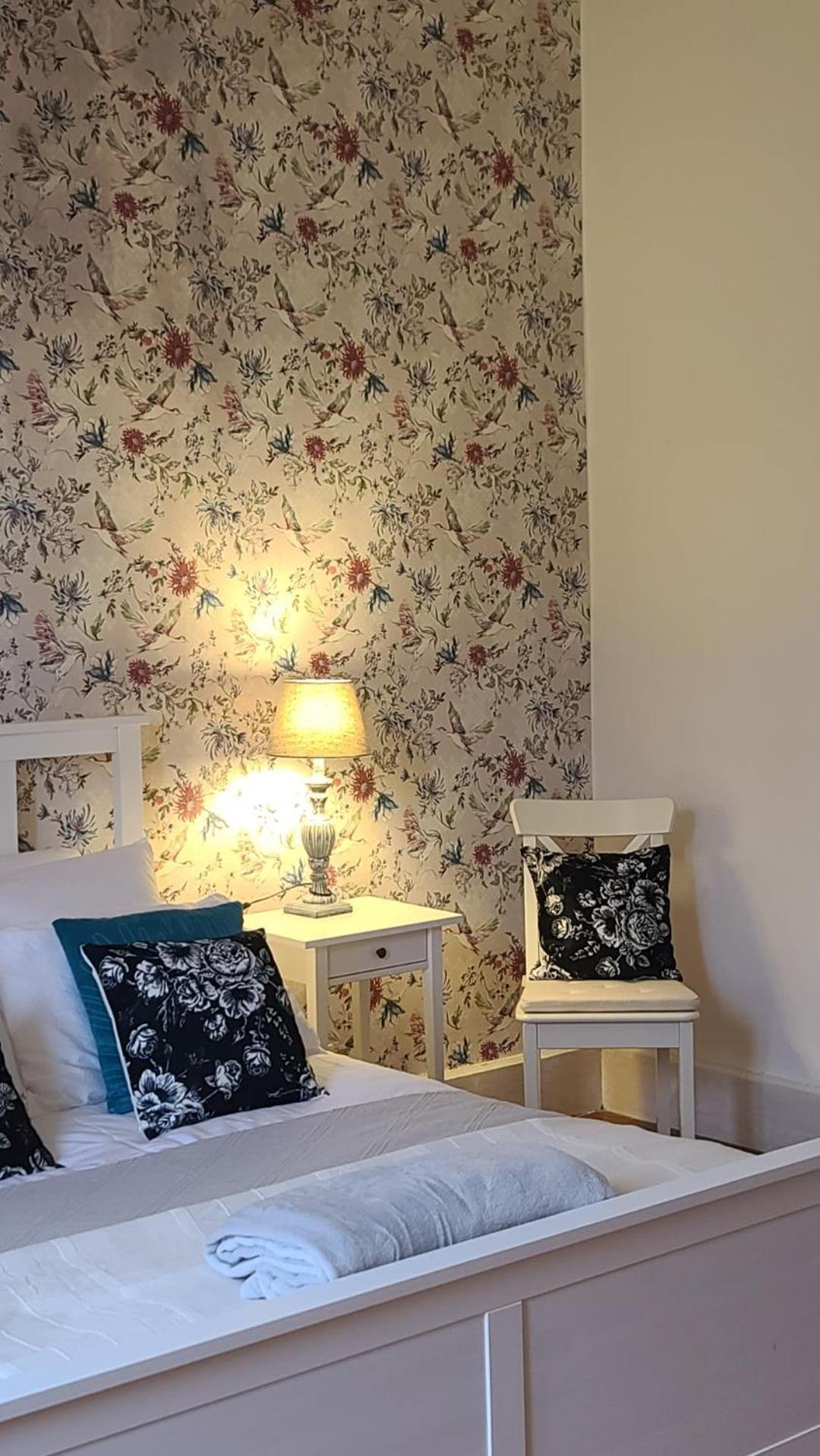 Le Manoir Du Moulin De Madame Bed and Breakfast Villeneuve-sur-Lot Kamer foto