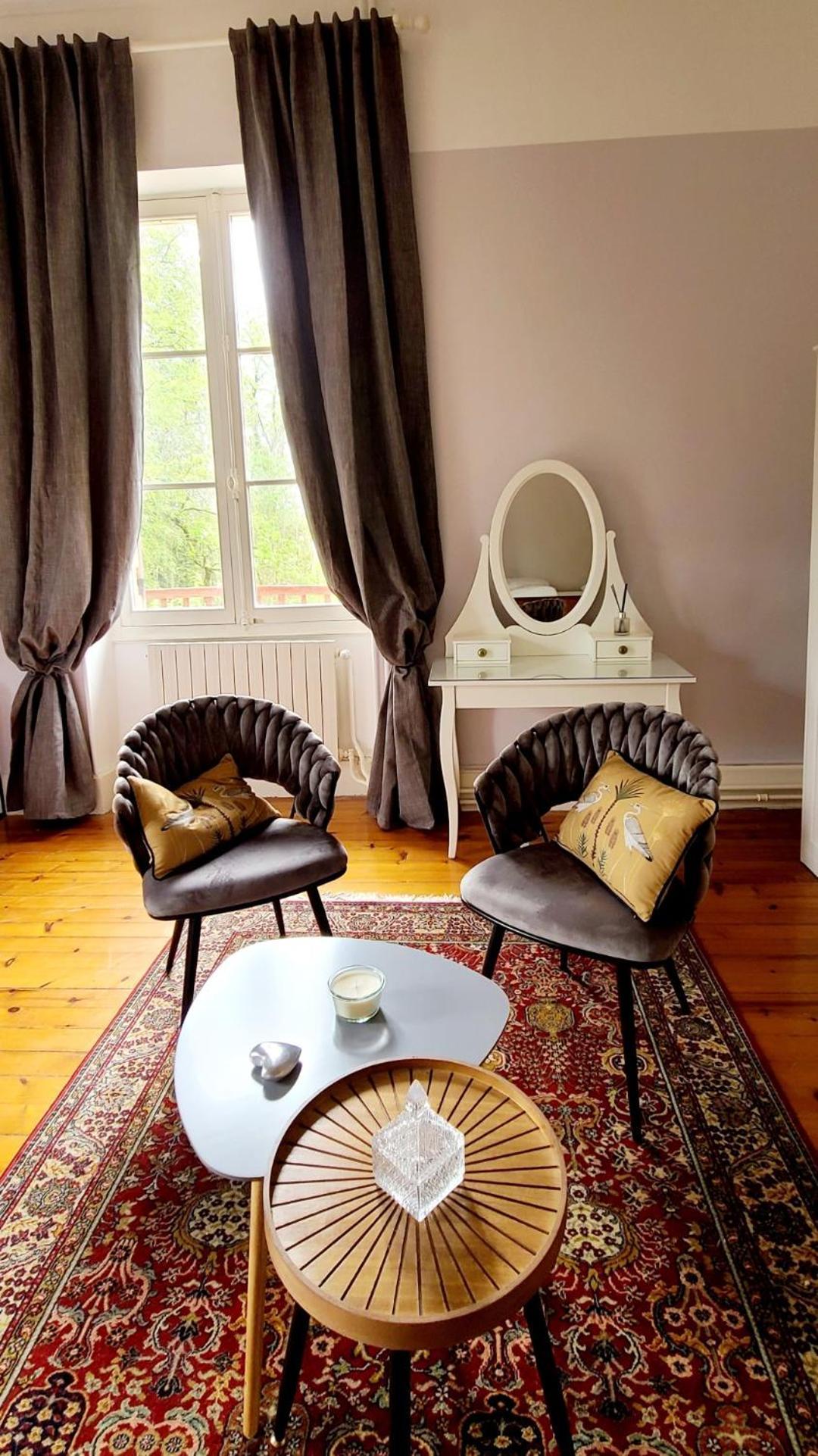 Le Manoir Du Moulin De Madame Bed and Breakfast Villeneuve-sur-Lot Kamer foto